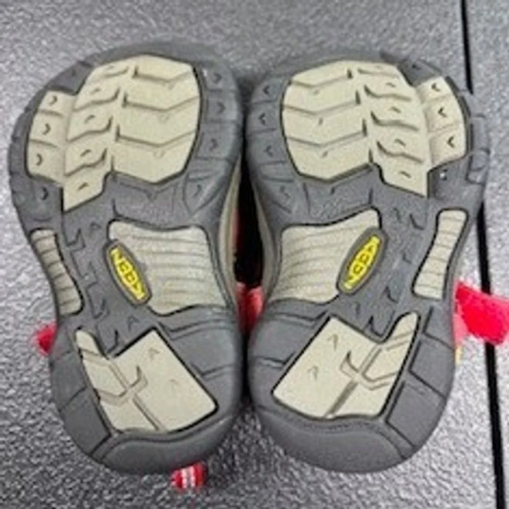 Keen Newport H2 Kids Sandals Red Black Water Shoes Baby Size 4 Infant Toddler
